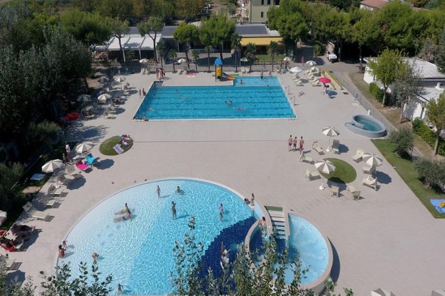 Club del Sole Stork Family Collection, Roseto Degli Abruzzi